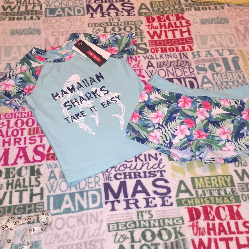 Girl swimwear